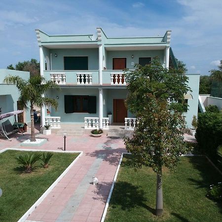 Villa Marzia Porto Cesareo Exteriör bild