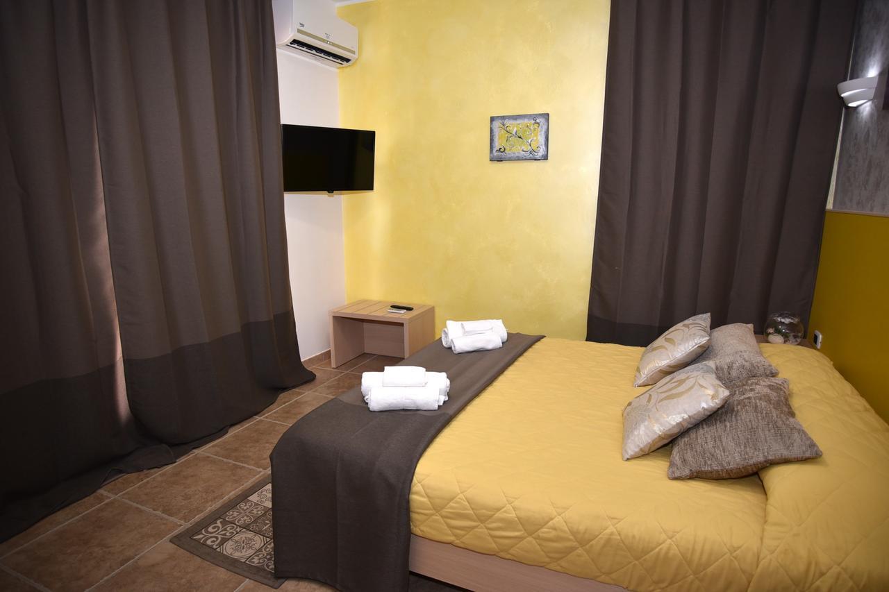 Villa Marzia Porto Cesareo Exteriör bild