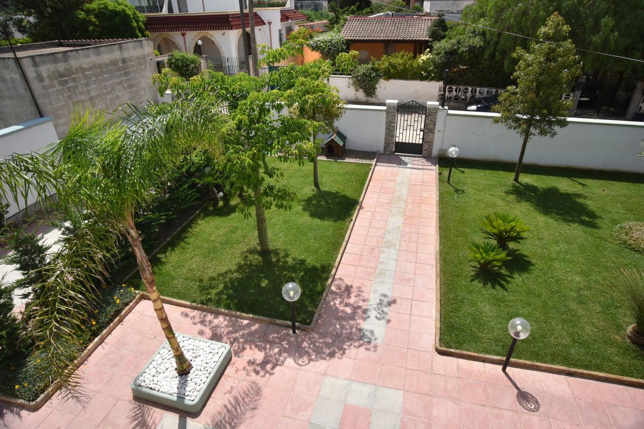 Villa Marzia Porto Cesareo Exteriör bild