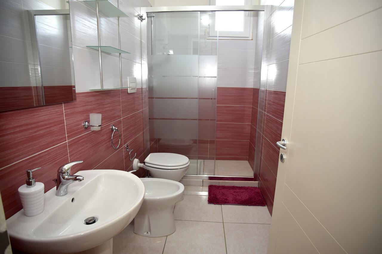 Villa Marzia Porto Cesareo Exteriör bild