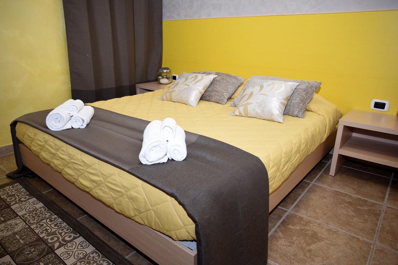 Villa Marzia Porto Cesareo Exteriör bild