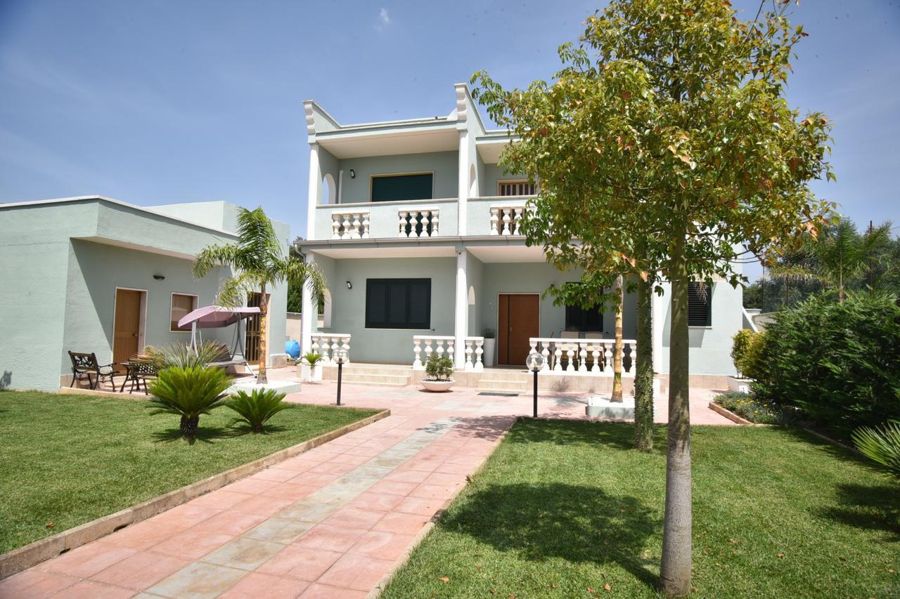 Villa Marzia Porto Cesareo Exteriör bild